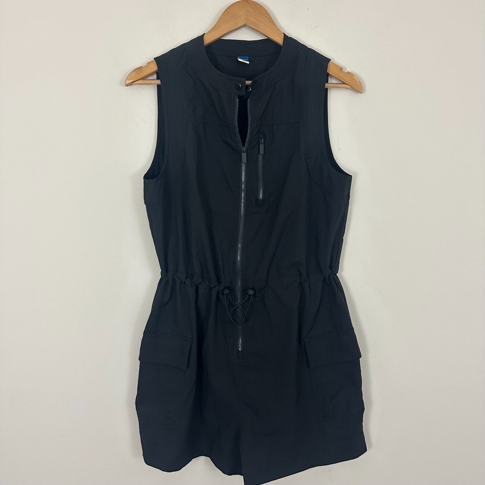Old Navy Stretch Tech Cargo Romper Black Logo Sleeveless Front Zip Womens Small
